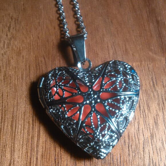 Openable Heart Stainless Steel Pendant Necklace - Picture 1 of 15